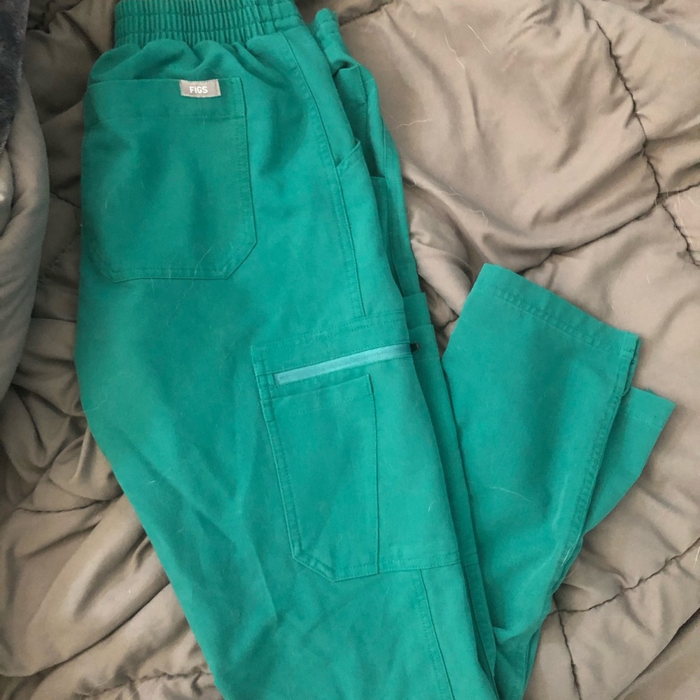 Figs hunter green yola skinny pants